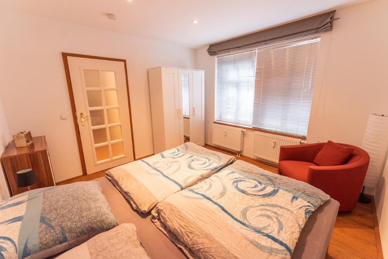 Designer Unterkunft In 15. Jahrhundert Altbau 75 M² Fuer Max. 4 Personen Apartamento Eltville am Rhein Exterior foto