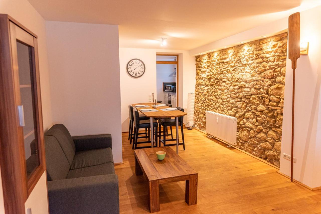Designer Unterkunft In 15. Jahrhundert Altbau 75 M² Fuer Max. 4 Personen Apartamento Eltville am Rhein Exterior foto