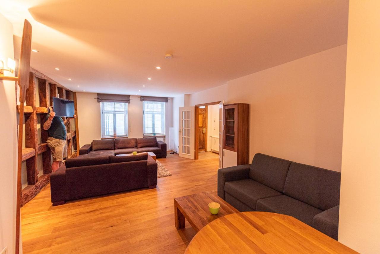 Designer Unterkunft In 15. Jahrhundert Altbau 75 M² Fuer Max. 4 Personen Apartamento Eltville am Rhein Exterior foto