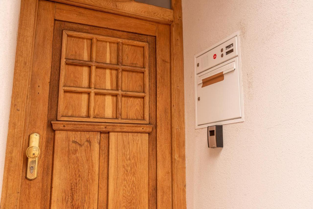 Designer Unterkunft In 15. Jahrhundert Altbau 75 M² Fuer Max. 4 Personen Apartamento Eltville am Rhein Exterior foto