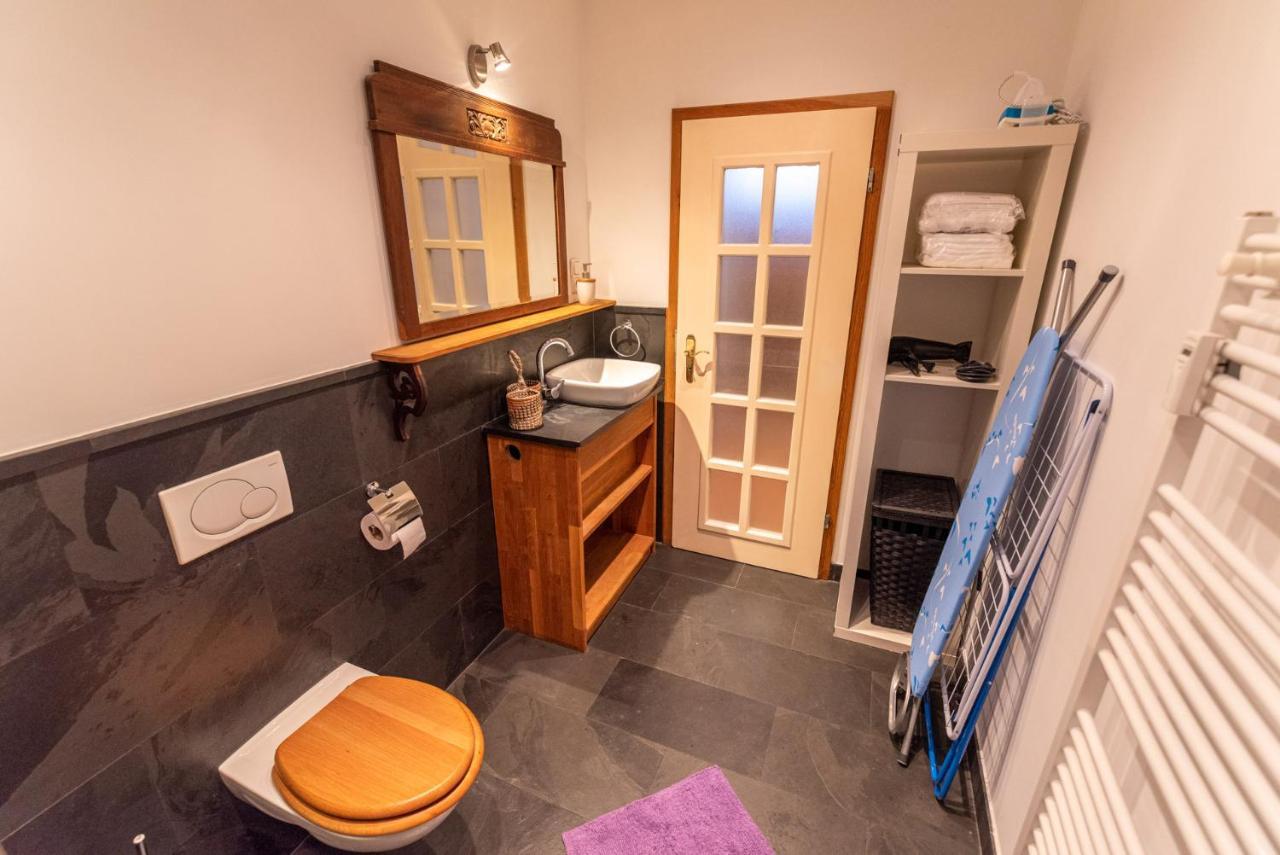 Designer Unterkunft In 15. Jahrhundert Altbau 75 M² Fuer Max. 4 Personen Apartamento Eltville am Rhein Exterior foto