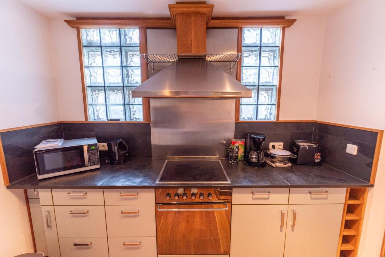 Designer Unterkunft In 15. Jahrhundert Altbau 75 M² Fuer Max. 4 Personen Apartamento Eltville am Rhein Exterior foto