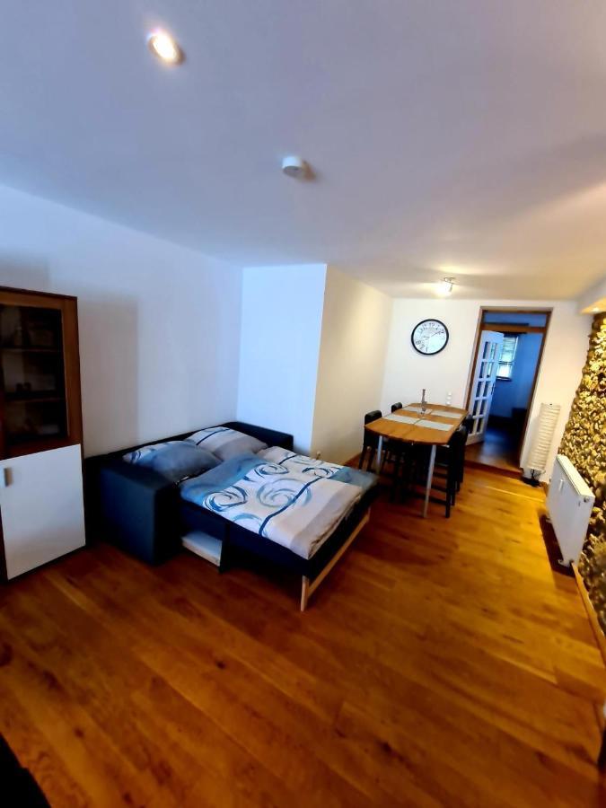 Designer Unterkunft In 15. Jahrhundert Altbau 75 M² Fuer Max. 4 Personen Apartamento Eltville am Rhein Exterior foto